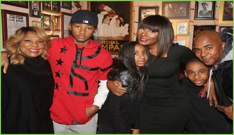 Towanda Braxton Instagram page, family pictures, videos