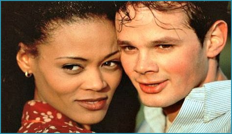 Who is Robin Givens' ex-husband?